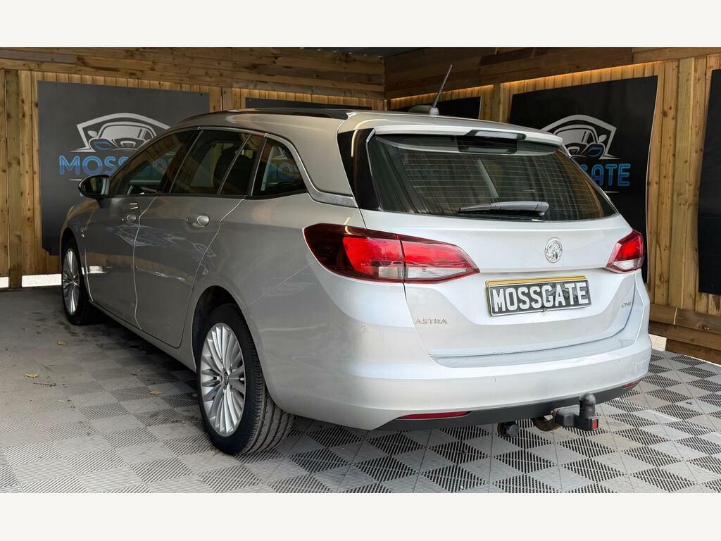 Vauxhall Astra 1.6 Cdti Elite Sports Tourer Euro 6 Ss CE67FPA Silver #4