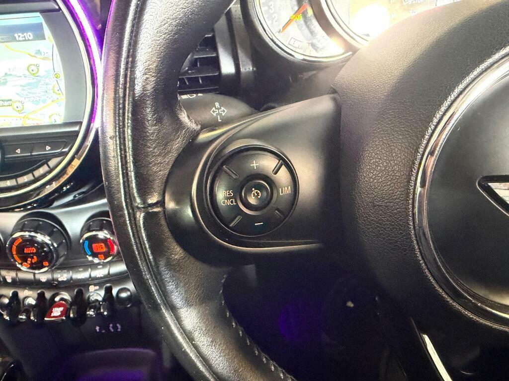 Mini Hatch 1.5 Cooper White #27