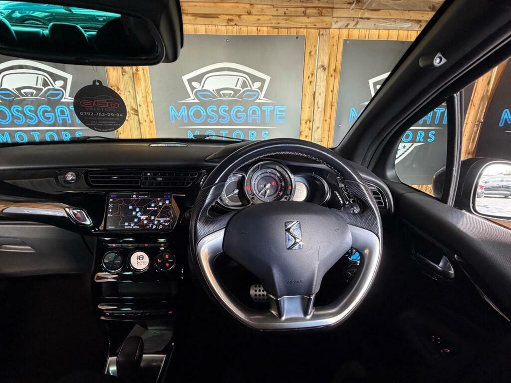 DS DS 3 Hatchback Black #12