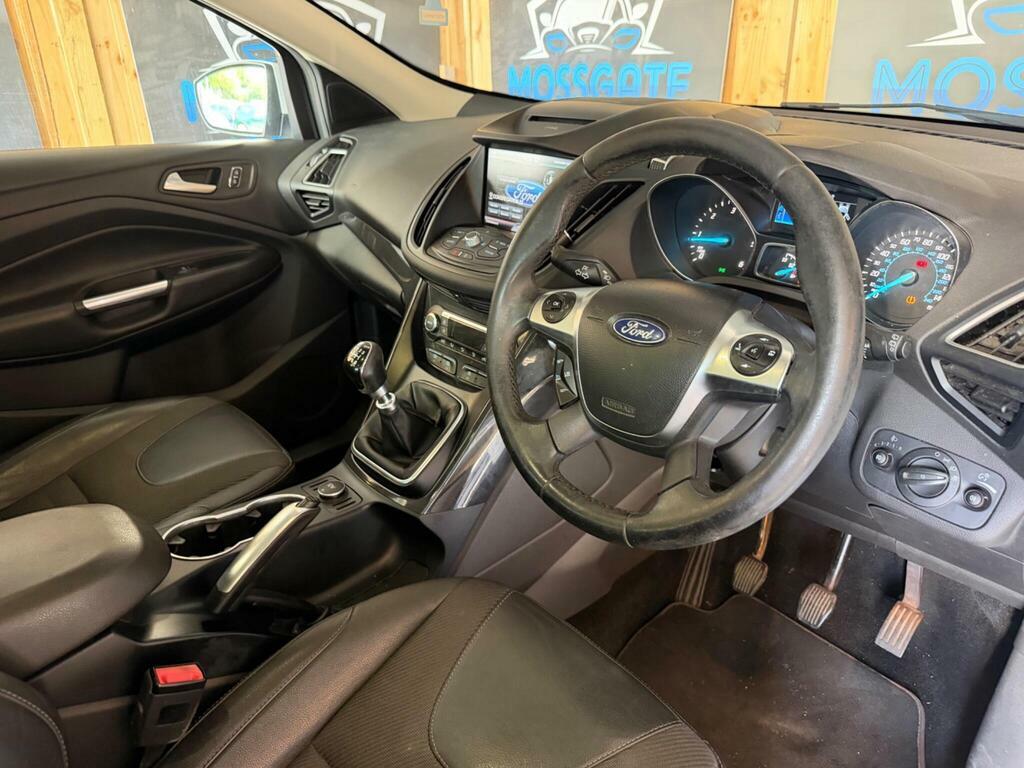 Ford Kuga Suv 2.0 White #11