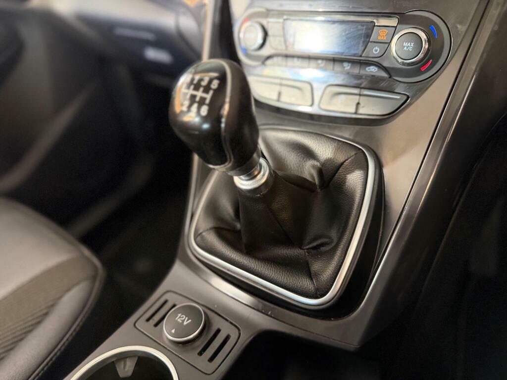 Ford Kuga Suv 2.0 White #27