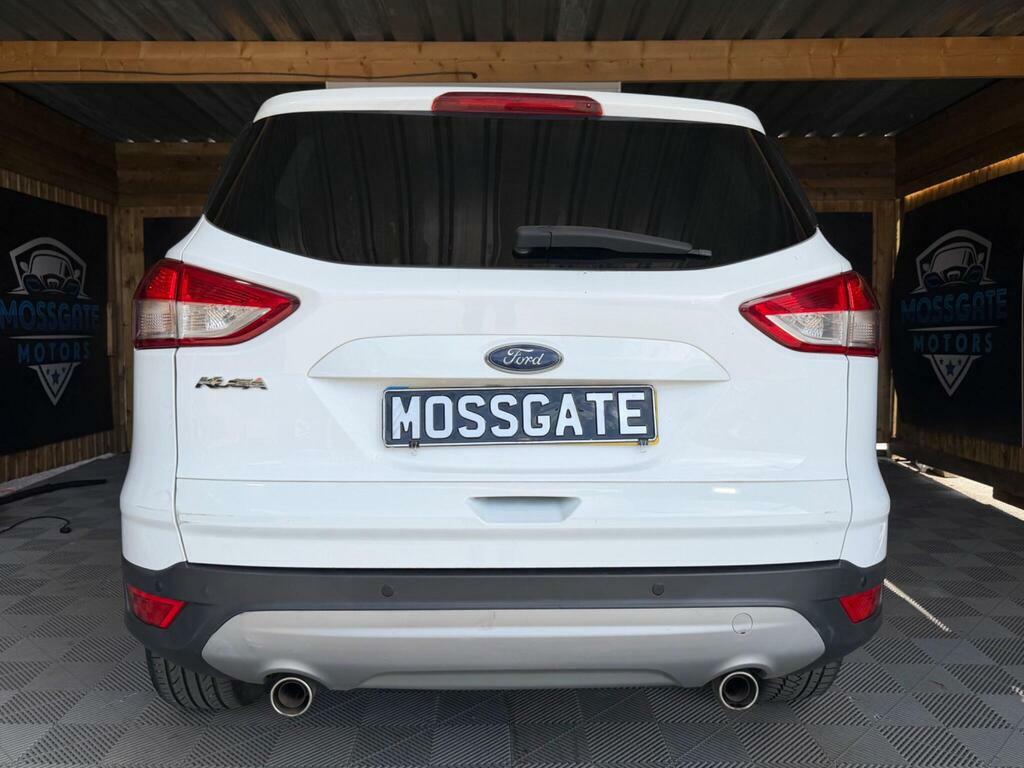 Ford Kuga Suv 2.0 White #9