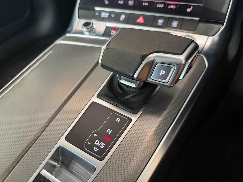 Audi A6 Avant Tdi Sport Black #31
