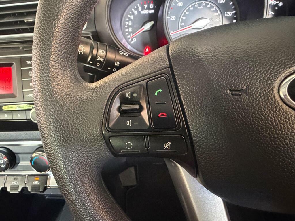Kia RIO 1.4 3 Hatchback Euro 6 107 Bhp Red #22