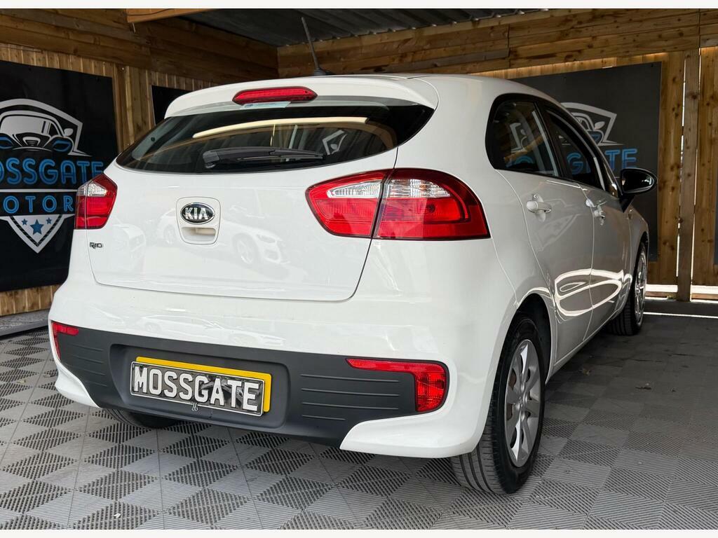 Kia RIO 1.4 3 Hatchback Euro 6 107 Bhp Red #10