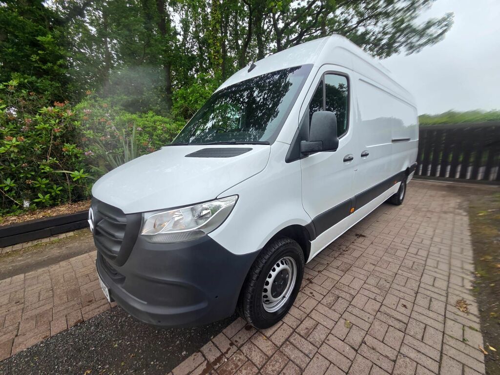 Mercedes-Benz Sprinter 2.0 315 Cdi Progressive Panel Van Manua White