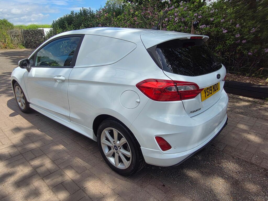 Ford Fiesta 1.5 Tdci Sport Car Derived Van E YS19NDO White #6