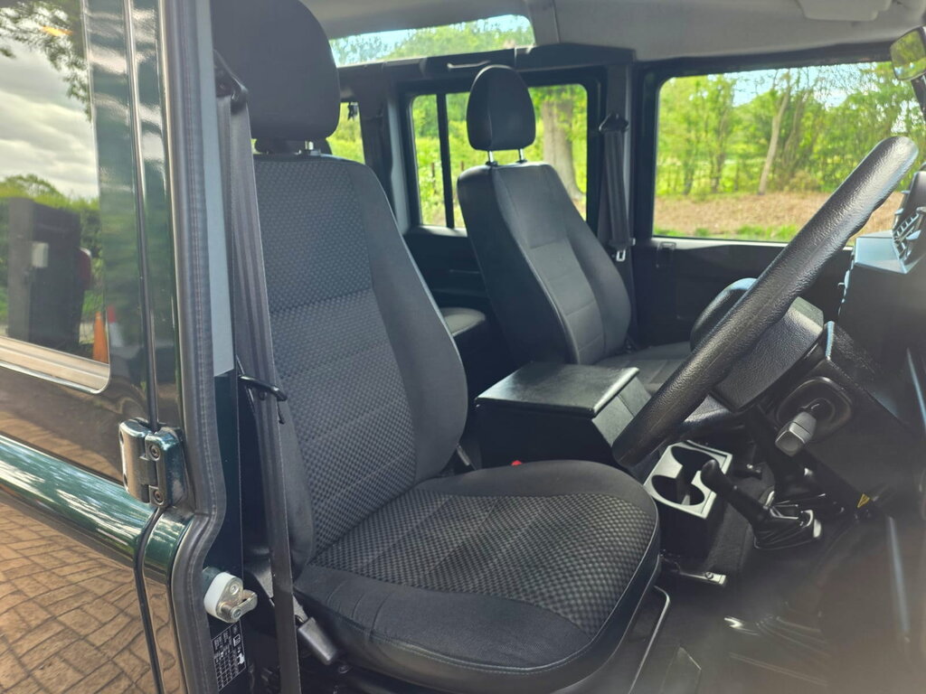 Land Rover Defender 110 Suv Silver #9