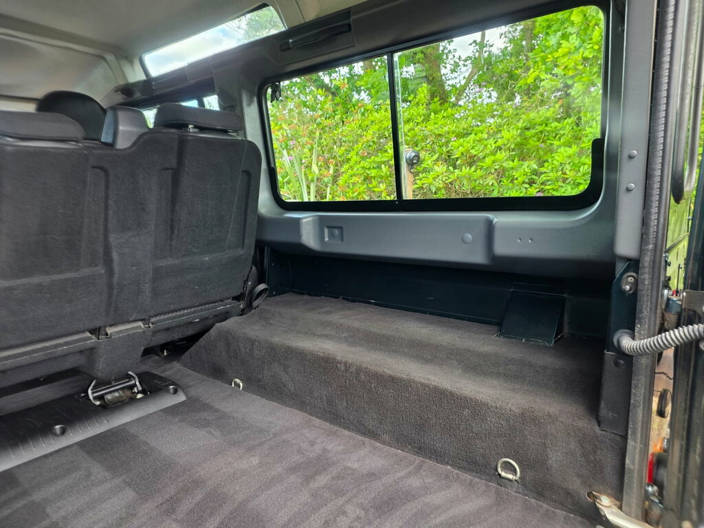 Land Rover Defender 110 Suv Silver #21