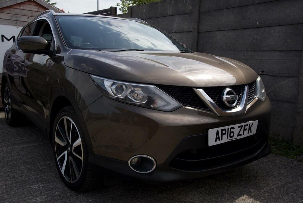 Nissan Qashqai 1.6 Dig-t Tekna 2Wd Euro 6 Ss Brown