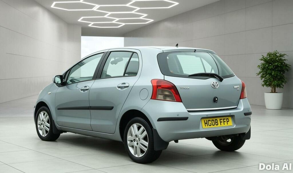 Toyota Yaris 1.3 Vvt-i Tr Grey #4