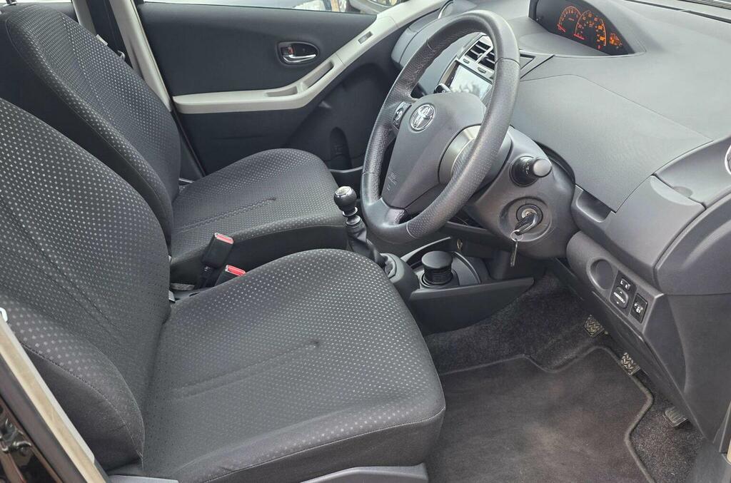 Toyota Yaris 1.0 Vvt-i 16V Gs Red #16