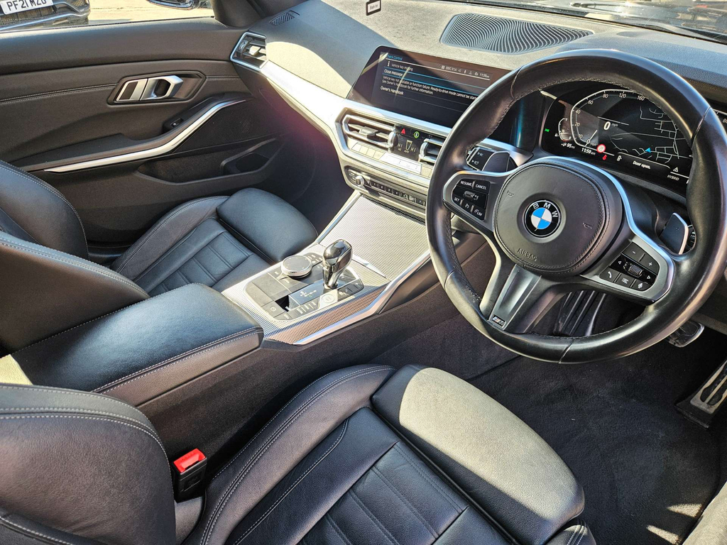 BMW 3 Series M Sport HF21OSM Black #4