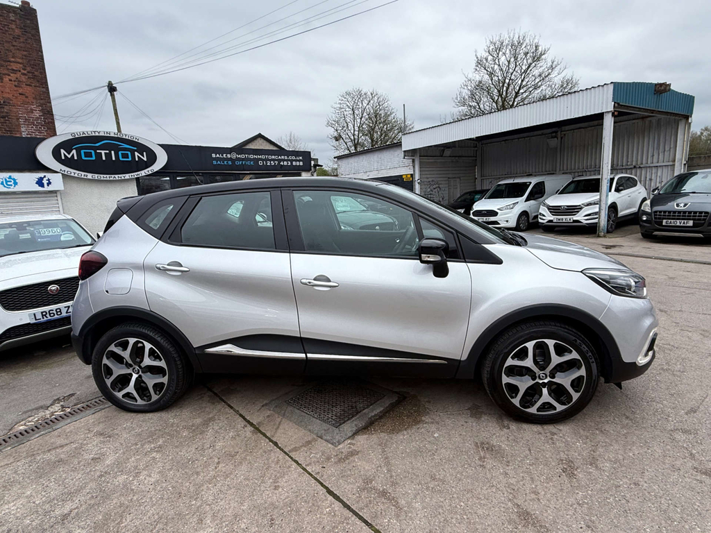 Renault Captur Dynamique Nav Dci HV67OHJ #4