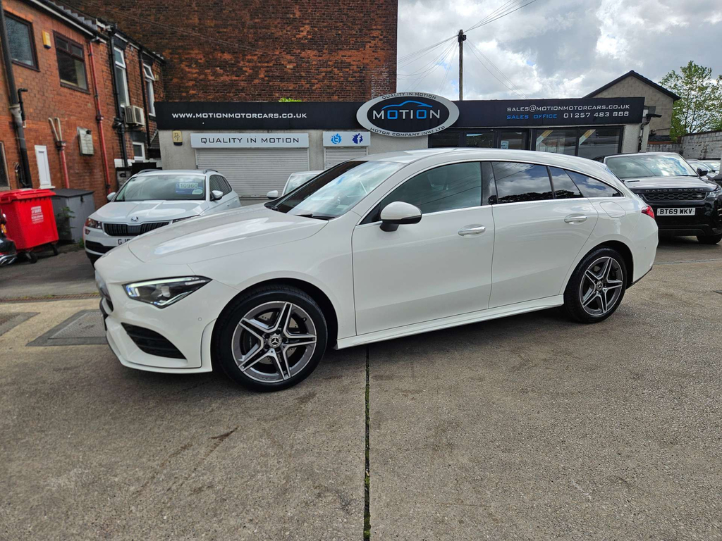 Mercedes-Benz 250 Cla Amg Line Premium E  #3