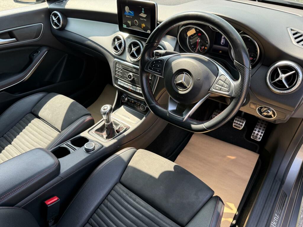 Mercedes-Benz CLA Class 2.1 Cla200d Amg Line Coupe Euro 6 Ss RX17TBZ Grey #4