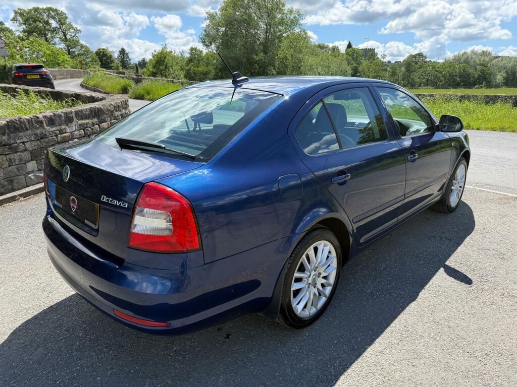 Skoda Octavia Vrs Red #9
