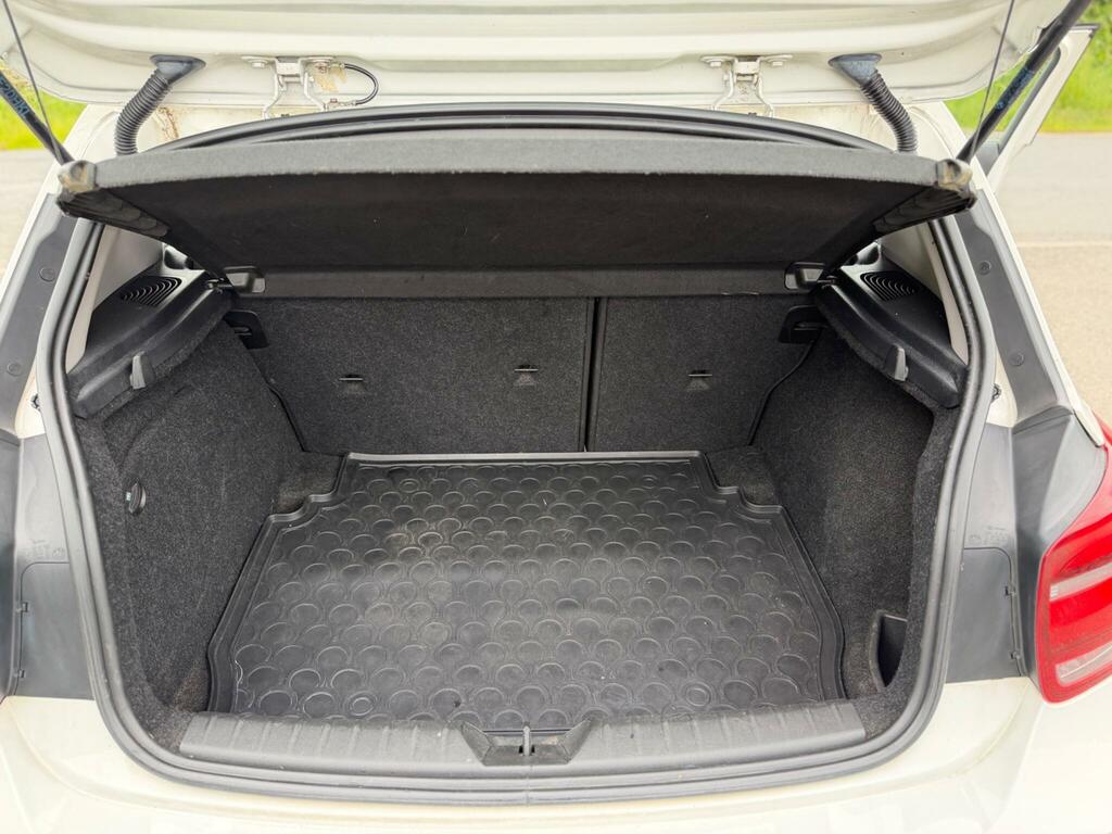 BMW 1 Series 120D Se Silver #32