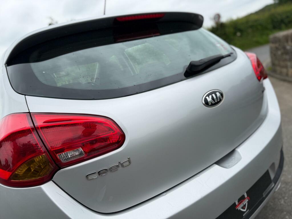 Kia Ceed 1.6 Gdi 4 Tech Hatchback Dct Euro 5 13 Blue #43