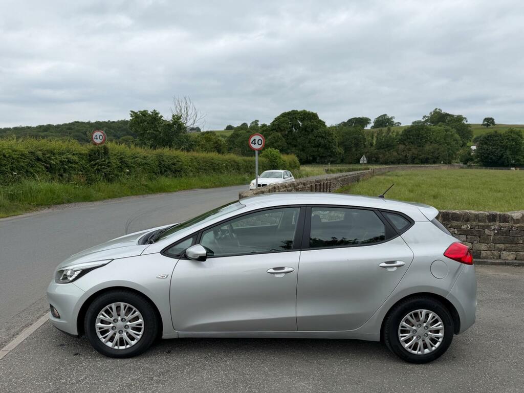 Kia Ceed 1.6 Gdi 4 Tech Hatchback Dct Euro 5 13 Blue #11