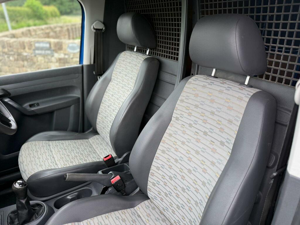 Volkswagen Caddy 1.6 Tdi C20 L1 H1 Red #30