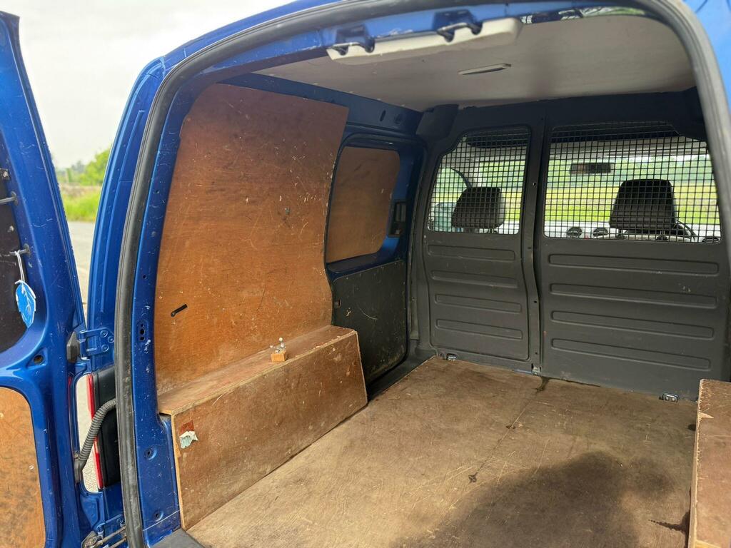 Volkswagen Caddy 1.6 Tdi C20 L1 H1 Red #33