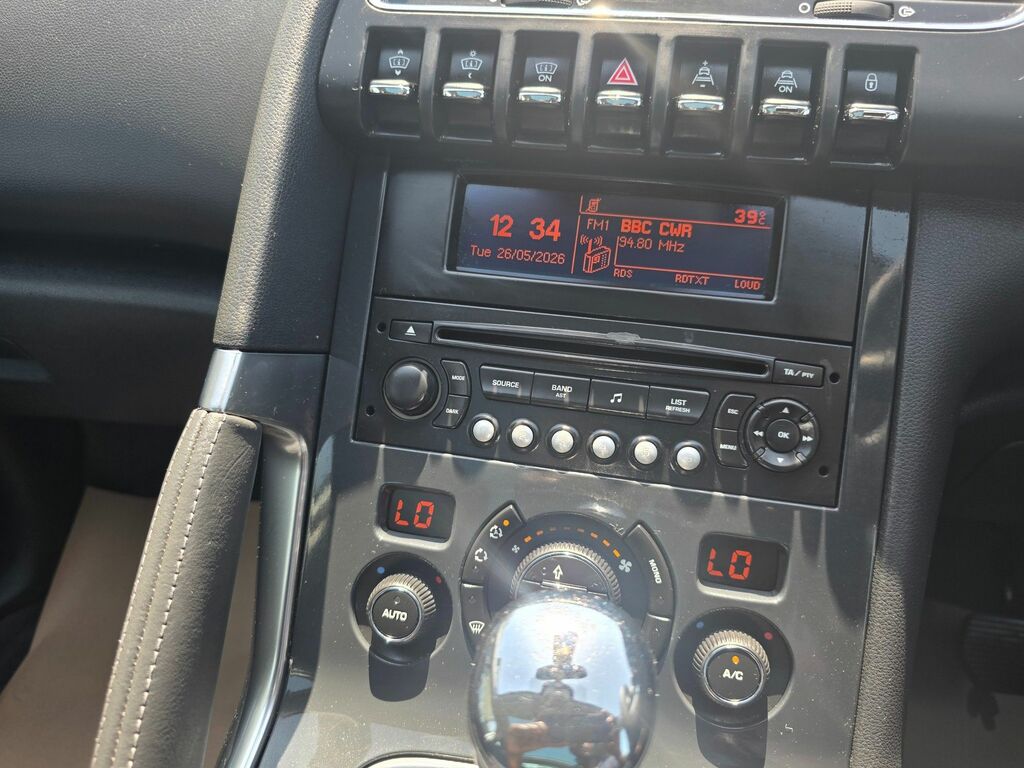 Peugeot 3008 Hdi Active Silver #25
