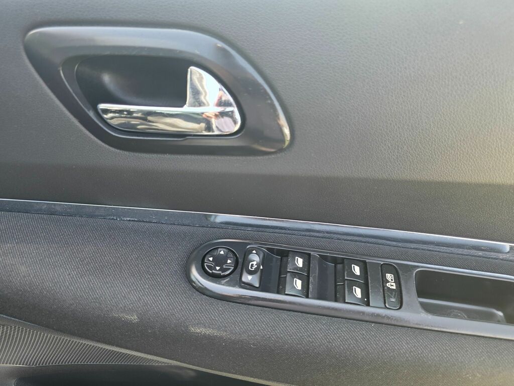 Peugeot 3008 Hdi Active Silver #28