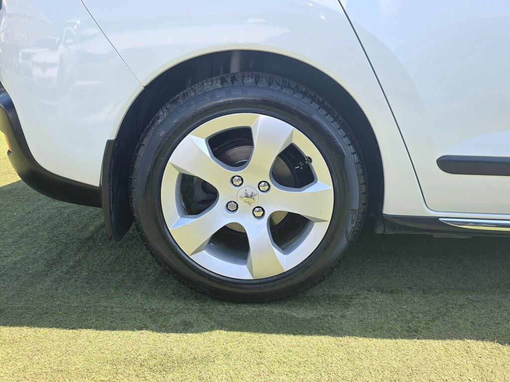 Peugeot 3008 Hdi Active Silver #20