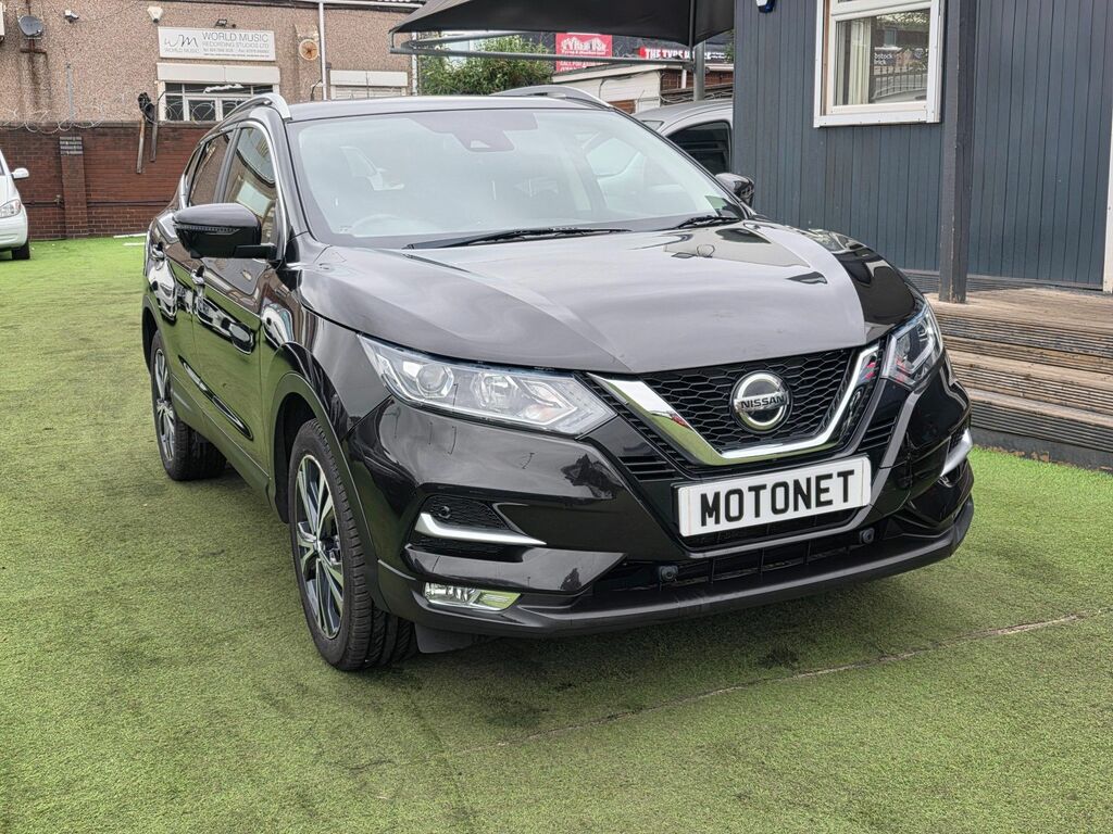 Nissan Qashqai 1.2 Dig-t N-connecta Suv Euro 6 Black