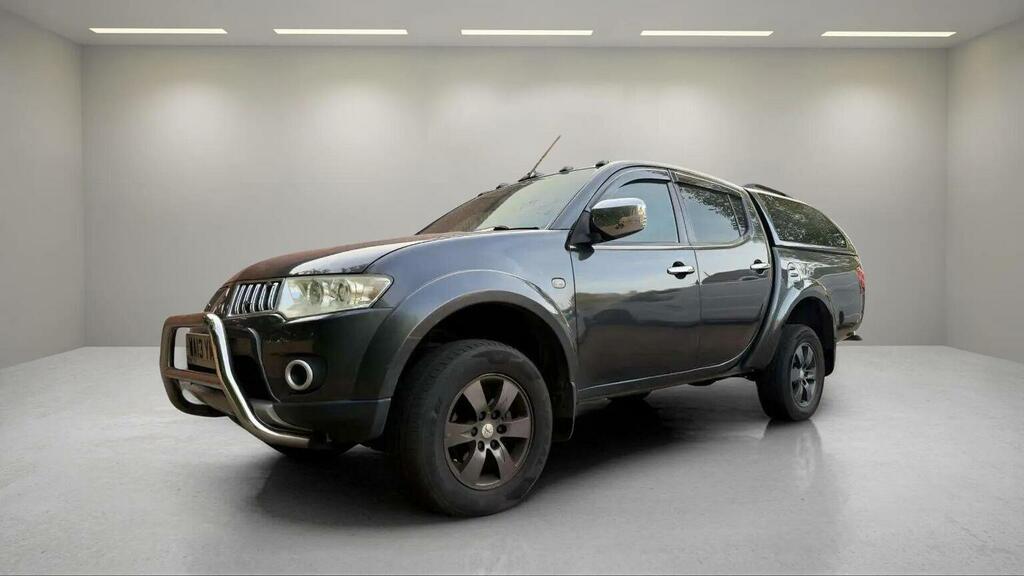 Mitsubishi L200 Pickup 2.5 Di-d Warrior 4Wd Euro 5 Lb 2013 Grey #2