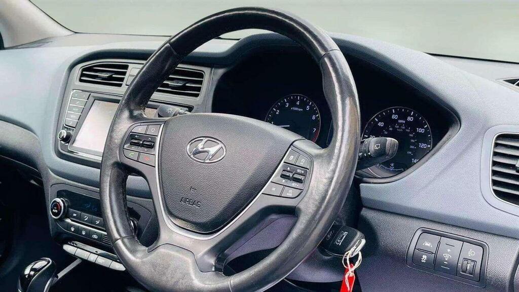 Hyundai I20 Hatchback 1.4 Premium Se Nav Euro 6 2016 Blue #6