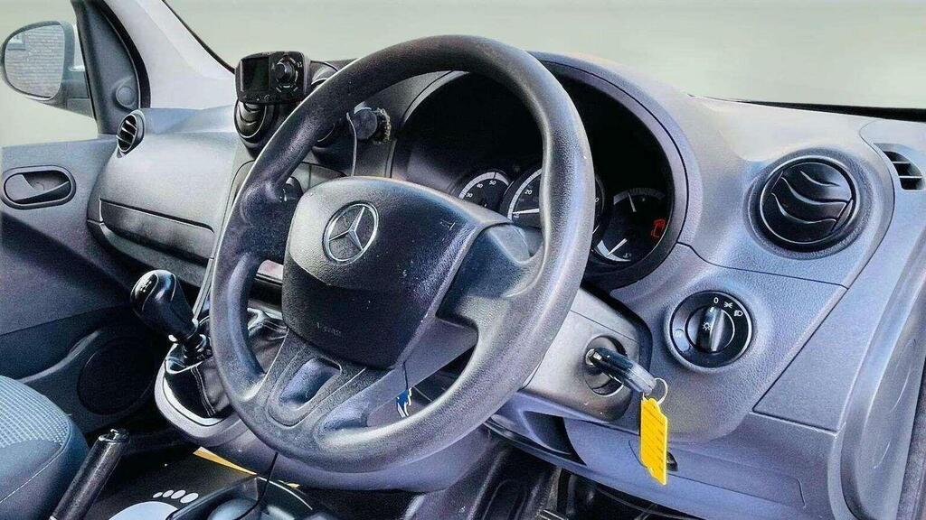 Mercedes-Benz CITAN 109 Cdi Blueefficiency Black #7
