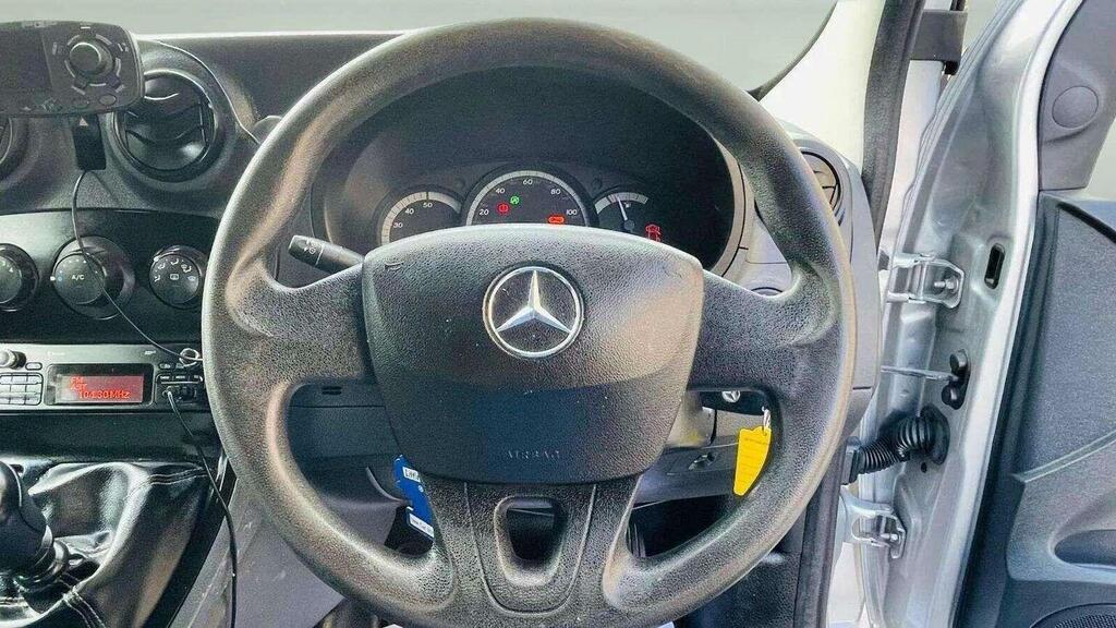 Mercedes-Benz CITAN 109 Cdi Blueefficiency Black #14
