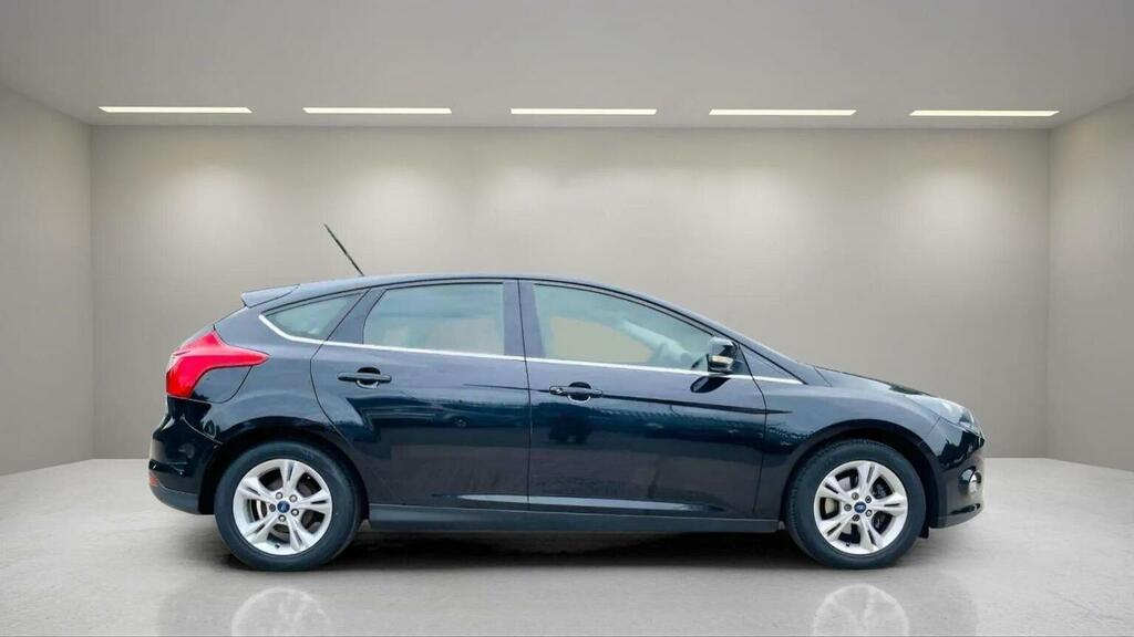 Ford Focus 1.6 Zetec Euro 5 Black #4