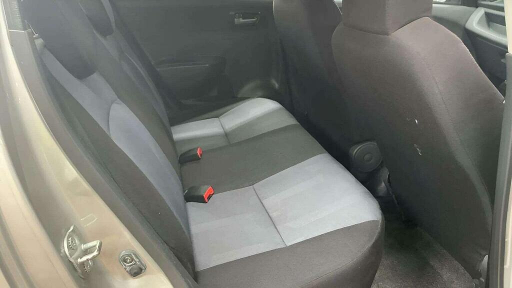 Suzuki Alto Sz White #8