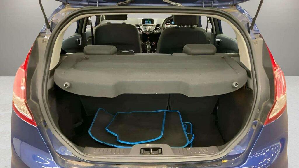 Ford Fiesta Hatchback White #9