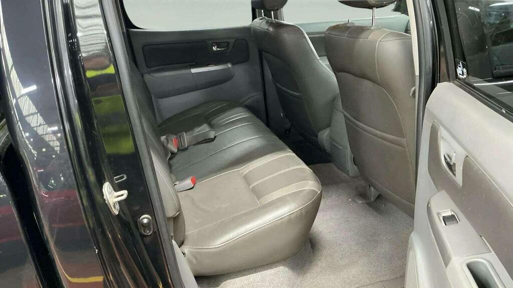 Toyota HILUX 3.0 D-4d Invincible 4Wd Euro 5 #6