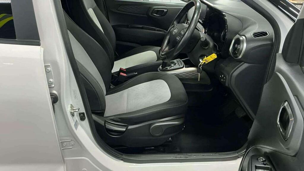 Hyundai I10 1.0 Premium Euro 6 Ss White #5