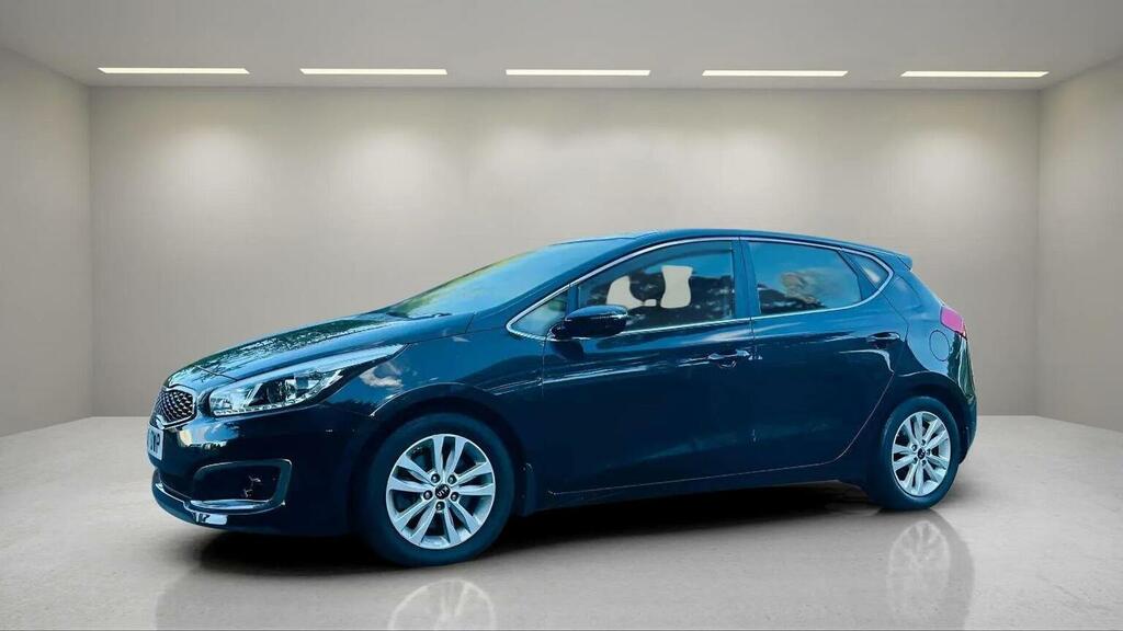 Kia Ceed 1.6 Crdi 2 Dct Euro 6 Ss Black #2