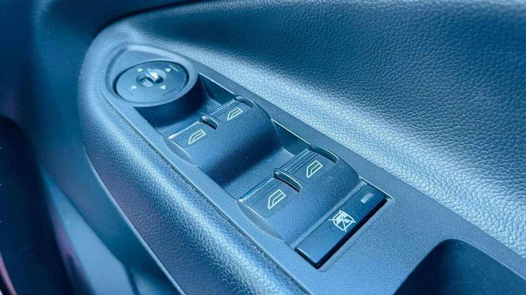 Ford Kuga Suv Blue #17