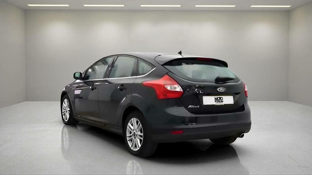 Ford Focus 1L Titanium Black #10