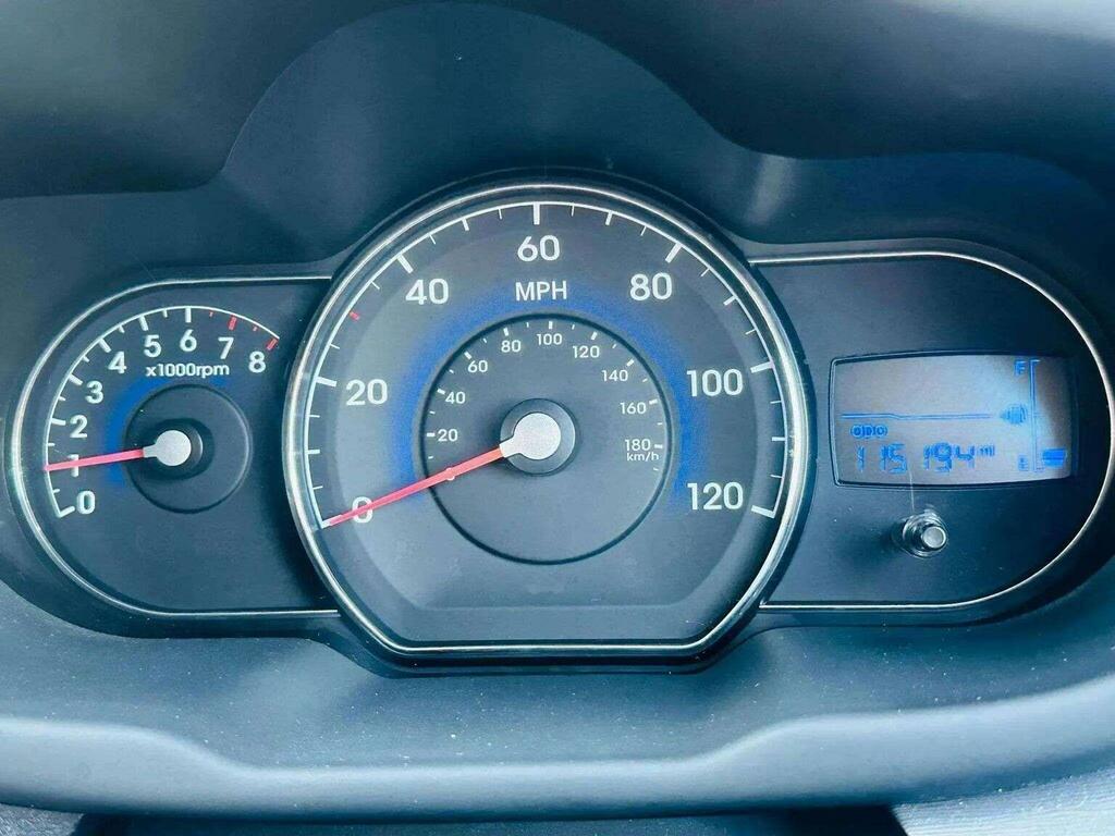 Hyundai I10 Active White #10