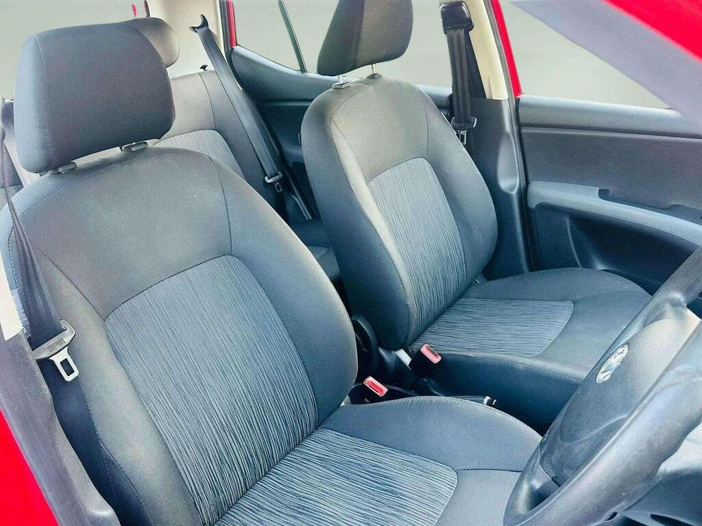 Hyundai I10 Active White #13