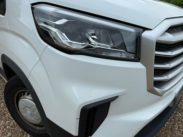Maxus Deliver 9 Manual WV23UCW White #3