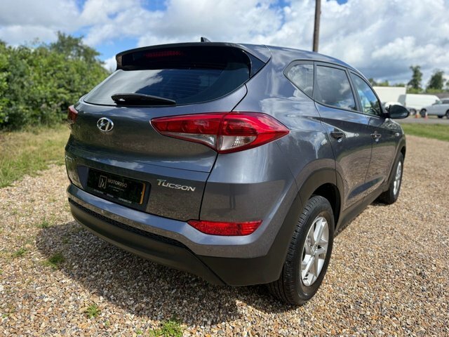 Hyundai Tucson Suv Grey #15