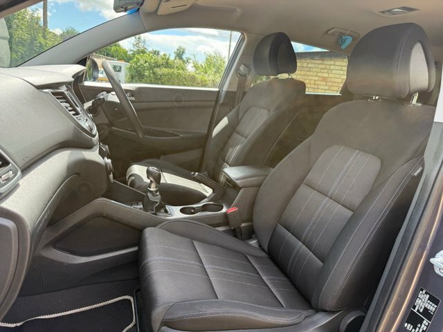 Hyundai Tucson Suv Grey #37