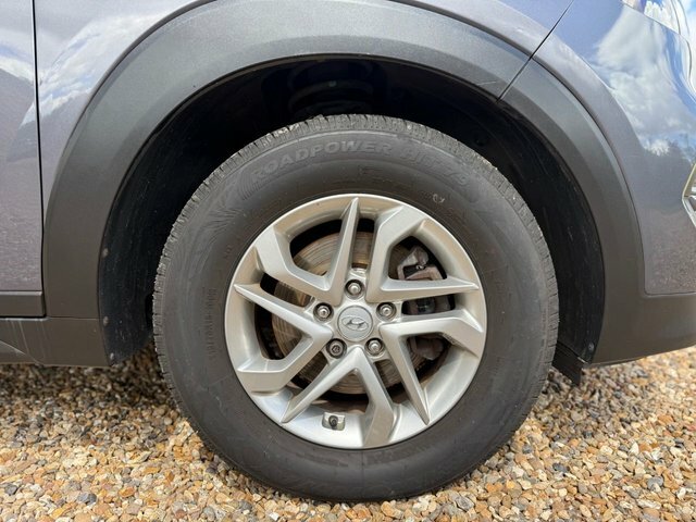 Hyundai Tucson Suv Grey #20