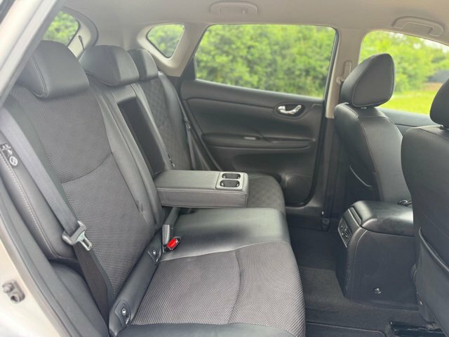 Nissan Pulsar Hatchback Blue #34