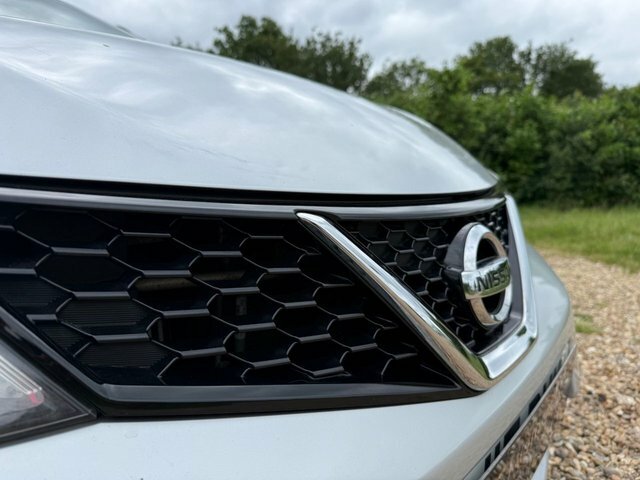 Nissan Pulsar N-connecta Silver #4